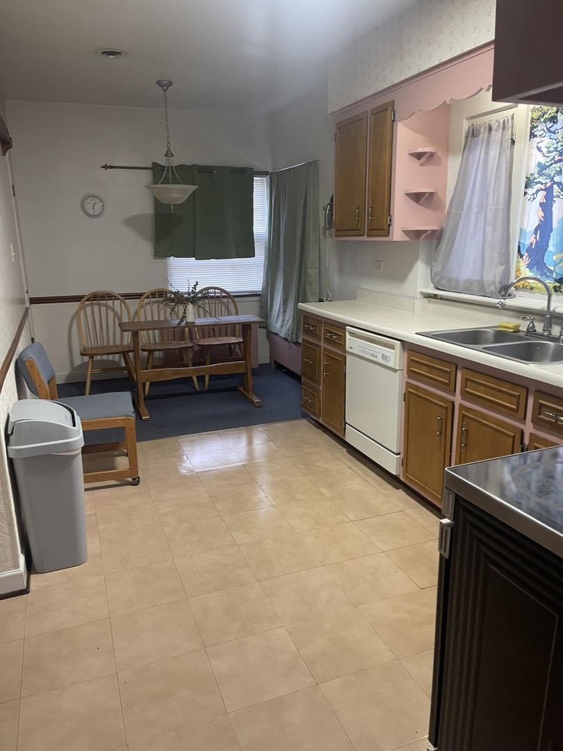 12713 S 80 th Avenue