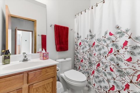 Tiny photo for 8 E Hague Drive, Antioch, IL 60002 (MLS # 12551609)