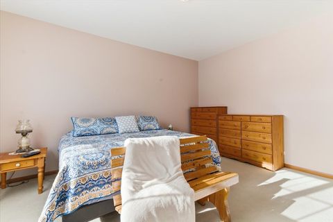 Tiny photo for 8 E Hague Drive, Antioch, IL 60002 (MLS # 12551609)