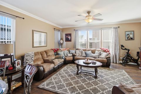 Tiny photo for 818 Vertin Boulevard, Shorewood, IL 60404 (MLS # 12550834)