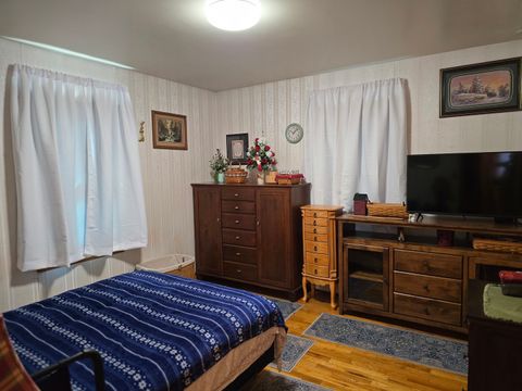 Tiny photo for 909 S Jackson Street, Mcleansboro, IL 62859 (MLS # 12586456)