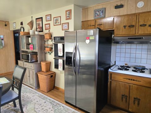 Tiny photo for 909 S Jackson Street, Mcleansboro, IL 62859 (MLS # 12586456)