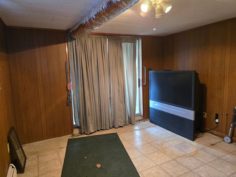 Tiny photo for 909 S Jackson Street, Mcleansboro, IL 62859 (MLS # 12586456)