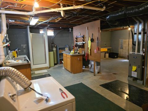 Tiny photo for 909 S Jackson Street, Mcleansboro, IL 62859 (MLS # 12586456)