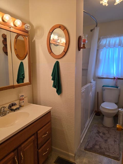 Tiny photo for 909 S Jackson Street, Mcleansboro, IL 62859 (MLS # 12586456)