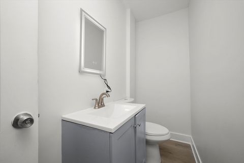 Tiny photo for 2011 Grey Avenue, Evanston, IL 60201 (MLS # 12531821)