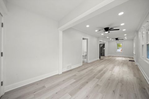 Tiny photo for 2011 Grey Avenue, Evanston, IL 60201 (MLS # 12531821)