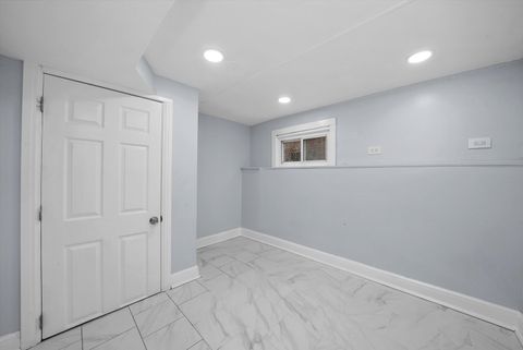 Tiny photo for 2011 Grey Avenue, Evanston, IL 60201 (MLS # 12531821)