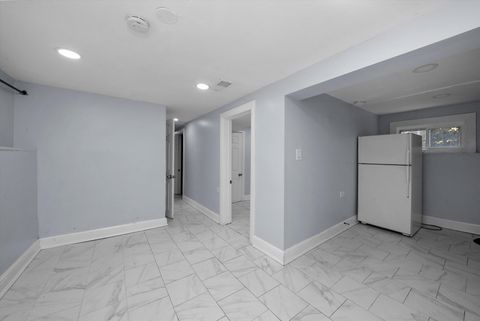 Tiny photo for 2011 Grey Avenue, Evanston, IL 60201 (MLS # 12531821)