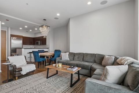 Tiny photo for 500 W SUPERIOR Street #813, Chicago, IL 60654 (MLS # 12624380)