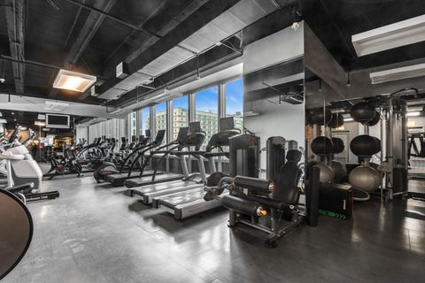 Tiny photo for 500 W SUPERIOR Street #813, Chicago, IL 60654 (MLS # 12624380)