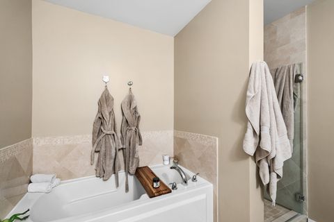 Tiny photo for 500 W SUPERIOR Street #813, Chicago, IL 60654 (MLS # 12624380)