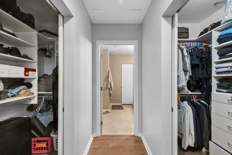 Tiny photo for 500 W SUPERIOR Street #813, Chicago, IL 60654 (MLS # 12624380)