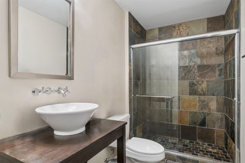 Tiny photo for 500 W SUPERIOR Street #813, Chicago, IL 60654 (MLS # 12624380)