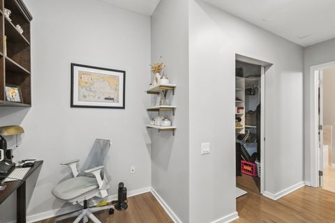 Tiny photo for 500 W SUPERIOR Street #813, Chicago, IL 60654 (MLS # 12624380)