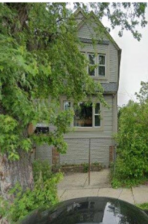 1114 E 93RD Street Chicago IL 60619