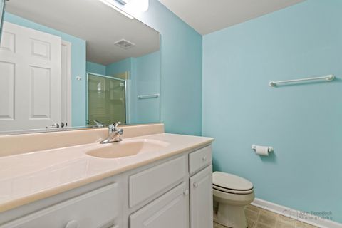 Tiny photo for 5420 Belmont Court, Libertyville, IL 60048 (MLS # 12457190)