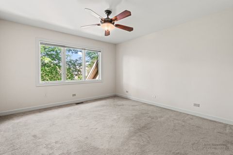 Tiny photo for 5420 Belmont Court, Libertyville, IL 60048 (MLS # 12457190)