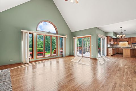 Tiny photo for 5420 Belmont Court, Libertyville, IL 60048 (MLS # 12457190)