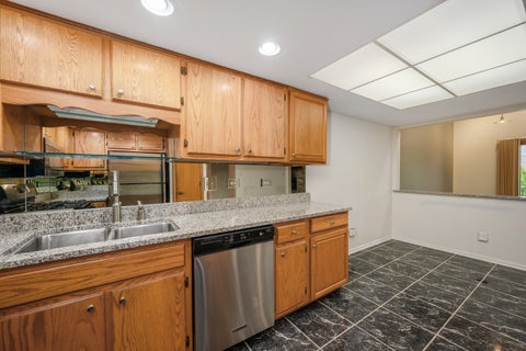Tiny photo for 9151 Del Prado Drive #2N, Palos Hills, IL 60465 (MLS # 12766479)