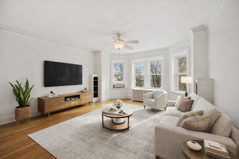 Tiny photo for 7348 Lake Street #2E, River Forest, IL 60305 (MLS # 12587595)