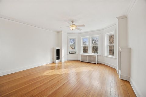 Tiny photo for 7348 Lake Street #2E, River Forest, IL 60305 (MLS # 12587595)