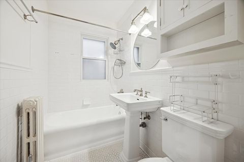 Tiny photo for 7348 Lake Street #2E, River Forest, IL 60305 (MLS # 12587595)