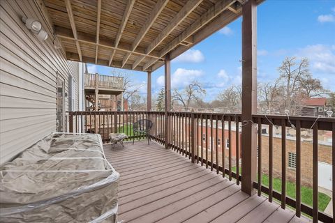 Tiny photo for 7348 Lake Street #2E, River Forest, IL 60305 (MLS # 12587595)