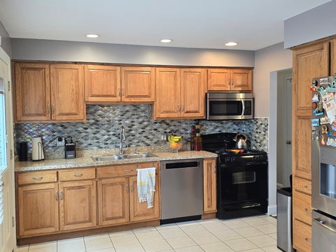Tiny photo for 7447 160th Place, Tinley Park, IL 60477 (MLS # 12672363)