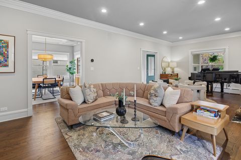 Tiny photo for 2019 W Greenleaf Avenue, Chicago, IL 60645 (MLS # 12471949)