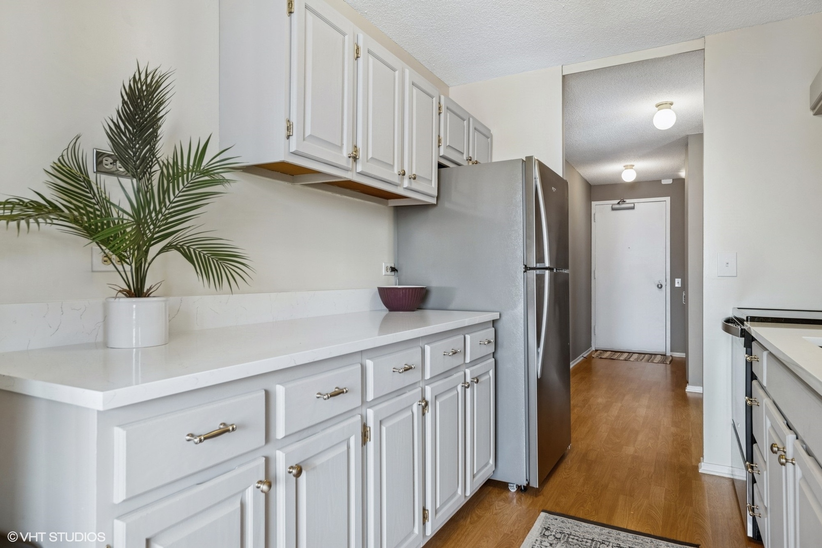 899 S Plymouth Court 1403