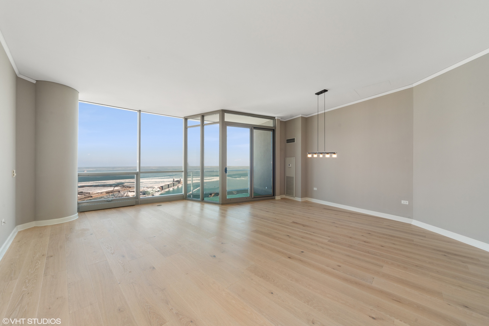 420 E WATERSIDE Drive 4414