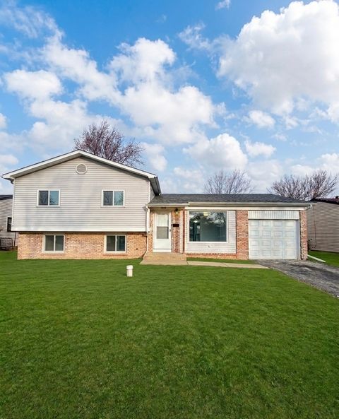 Photo of 3704 TAMARIND Lane, Hazel Crest, IL 60429 (MLS # 12601990)