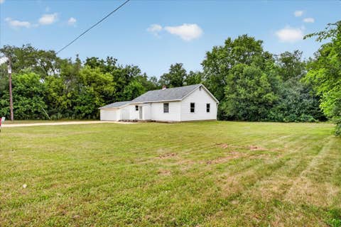 Tiny photo for 802 Darwin Drive, Machesney Park, IL 61115 (MLS # 12702182)