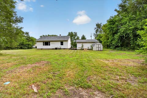 Tiny photo for 802 Darwin Drive, Machesney Park, IL 61115 (MLS # 12702182)