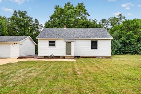 Tiny photo for 802 Darwin Drive, Machesney Park, IL 61115 (MLS # 12702182)