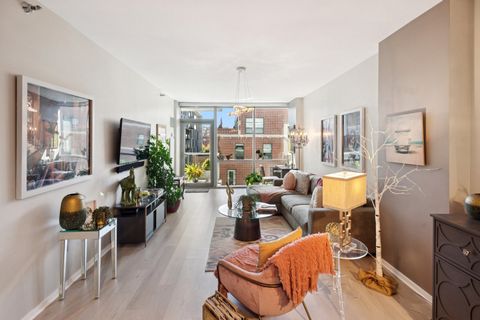 Tiny photo for 123 S Green Street #409B, Chicago, IL 60607 (MLS # 12487619)
