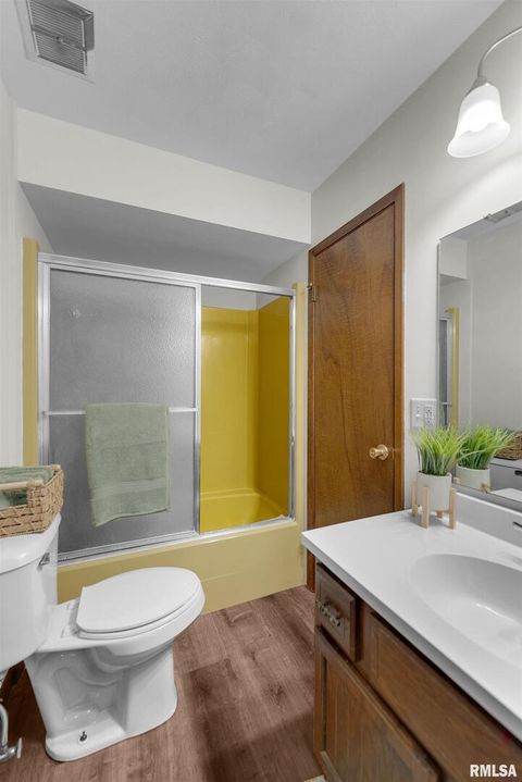 Tiny photo for 209 LAKE VIEW Court, Colona, IL 61241 (MLS # QC4269565)