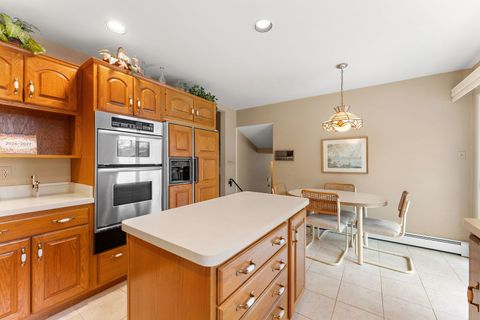 Tiny photo for 18655 Oakwood Avenue, Lansing, IL 60438 (MLS # 12572452)