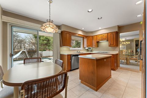 Tiny photo for 18655 Oakwood Avenue, Lansing, IL 60438 (MLS # 12572452)