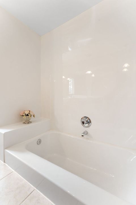 Tiny photo for 18655 Oakwood Avenue, Lansing, IL 60438 (MLS # 12572452)