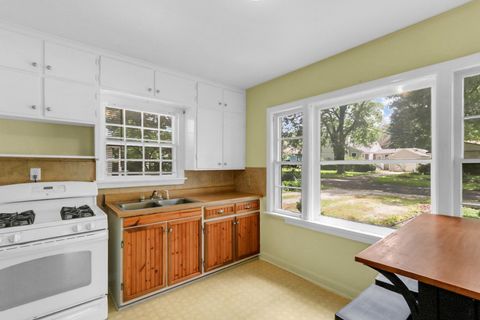 Tiny photo for 605 S Draper Avenue, Champaign, IL 61821 (MLS # 12690617)
