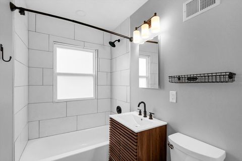 Tiny photo for 605 S Draper Avenue, Champaign, IL 61821 (MLS # 12690617)