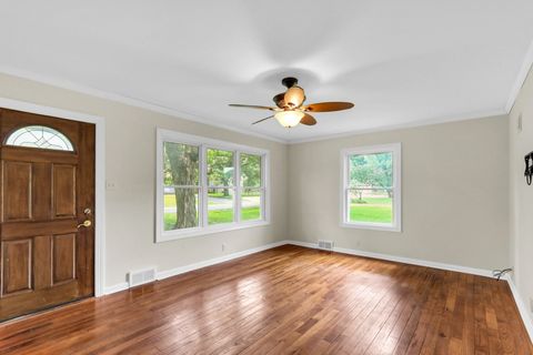 Tiny photo for 605 S Draper Avenue, Champaign, IL 61821 (MLS # 12690617)