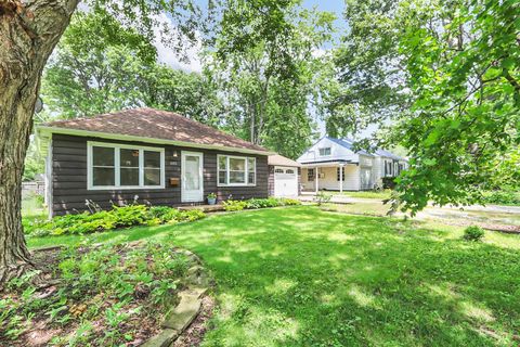 Tiny photo for 605 S Draper Avenue, Champaign, IL 61821 (MLS # 12690617)