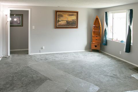 Tiny photo for 714 Landon Avenue, Winthrop Harbor, IL 60096 (MLS # 12591774)