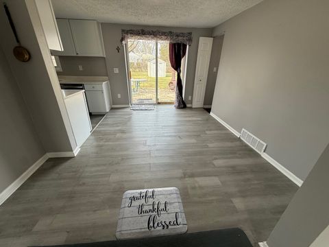 Tiny photo for 714 Landon Avenue, Winthrop Harbor, IL 60096 (MLS # 12591774)