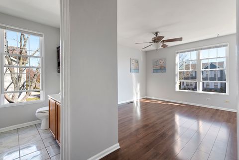 Tiny photo for 1093 SYMPHONY Drive #1093, Aurora, IL 60504 (MLS # 12502063)