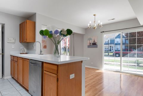 Tiny photo for 1093 SYMPHONY Drive #1093, Aurora, IL 60504 (MLS # 12502063)