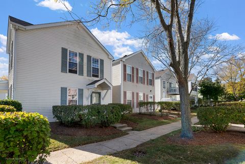 Tiny photo for 1093 SYMPHONY Drive #1093, Aurora, IL 60504 (MLS # 12502063)